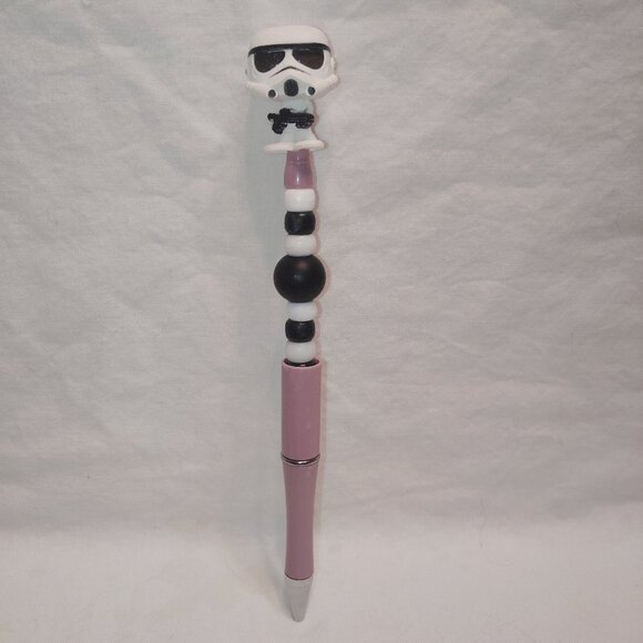 Disney Doorable- Stormtrooper- Handmade Beaded Pen Star Wars - Picture 1 of 2